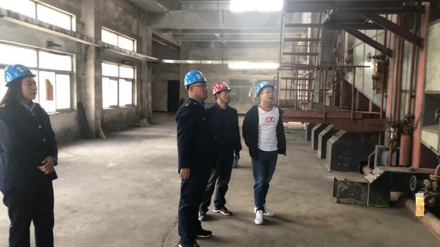 548433d1e8ea3bc02b65800b2eca7203 左旗市场监管局发展供暖前锅炉和热力管路安全大查抄