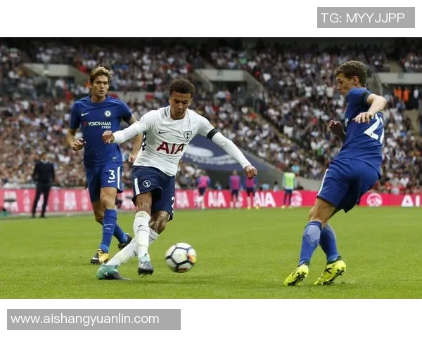 伯顿足球队与考文垂队激战正酣谁能在这场较量中笑到最后